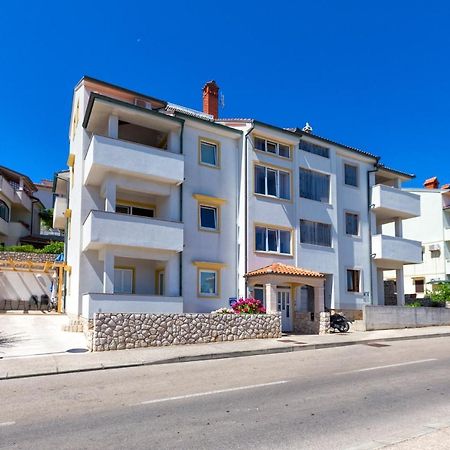 Apartments With A Parking Space Mali Losinj Mali Lošinj Exterior foto