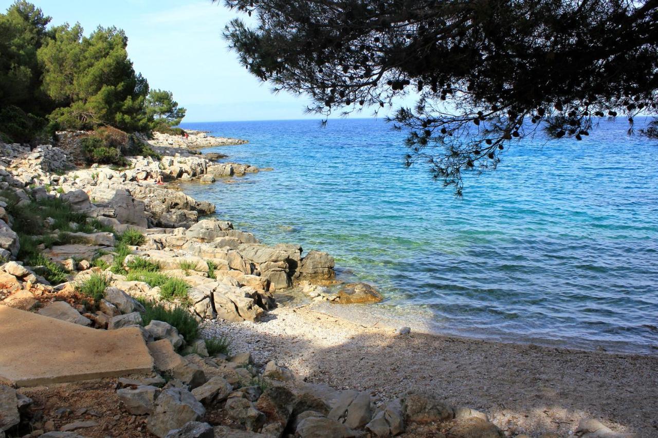 Apartments With A Parking Space Mali Losinj Mali Lošinj Exterior foto