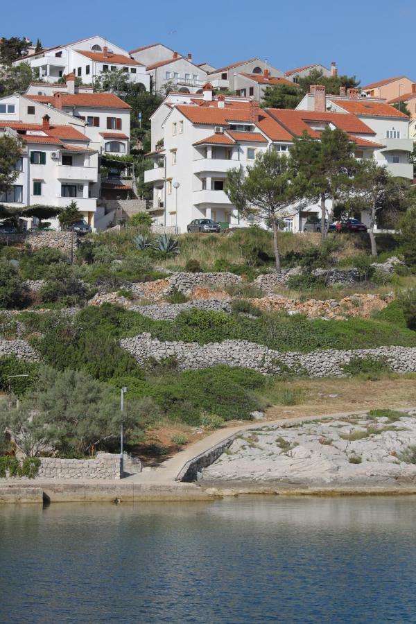 Apartments With A Parking Space Mali Losinj Mali Lošinj Exterior foto